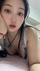 山西小母狗吞精。女上动作生疏